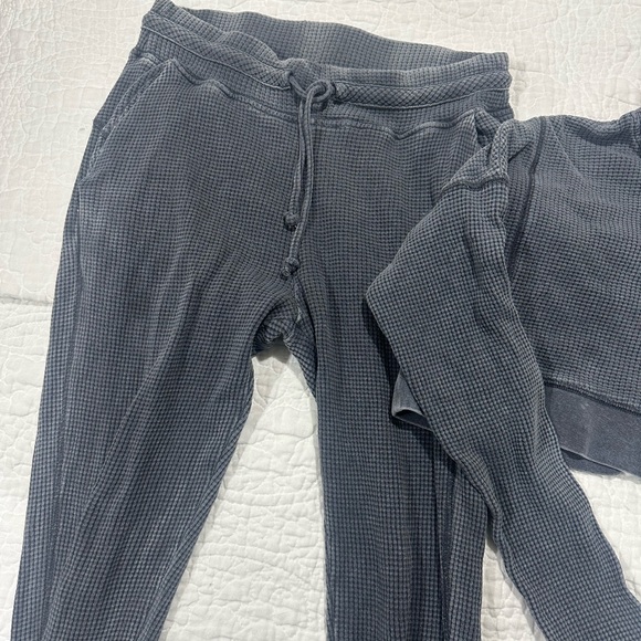 Gray Waffle Knit Hoodie and Joggers Set - Picture 3 of 3